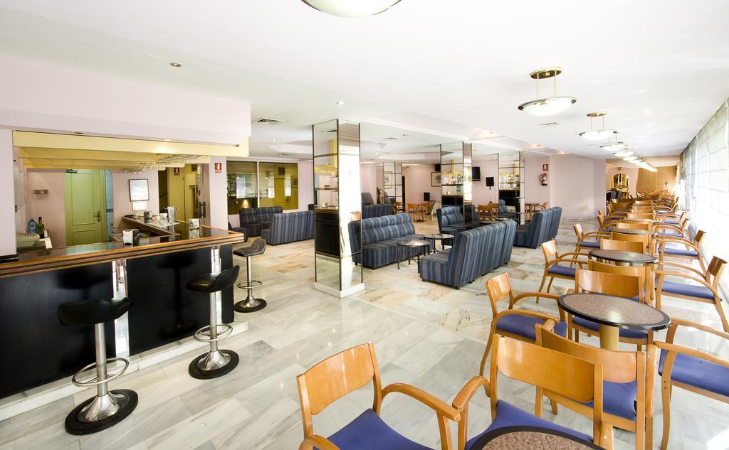 Hotel Monarque El Rodeo 3*